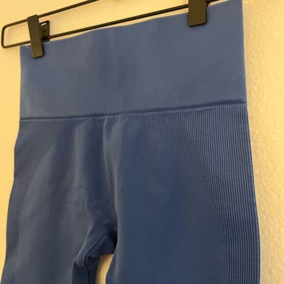 Set Sculptflex Blue Leggings, size XS, inseam about‎ 22.5” - Picture 3 of 9
